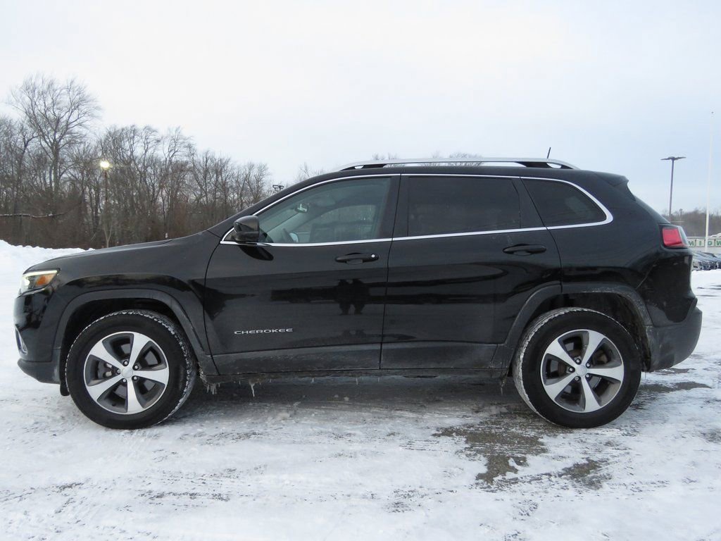 Used 2020 Jeep Cherokee Limited image 8