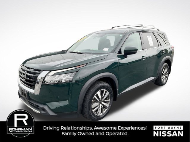 Used 2024 Nissan Pathfinder SL AWD/4WD image 1
