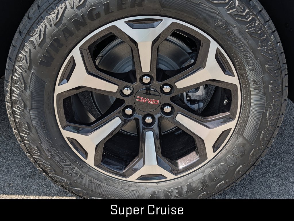New 2026 GMC Yukon AT4 Ultimate w/ LPO, Floor Liner Package AWD/4WD image 11