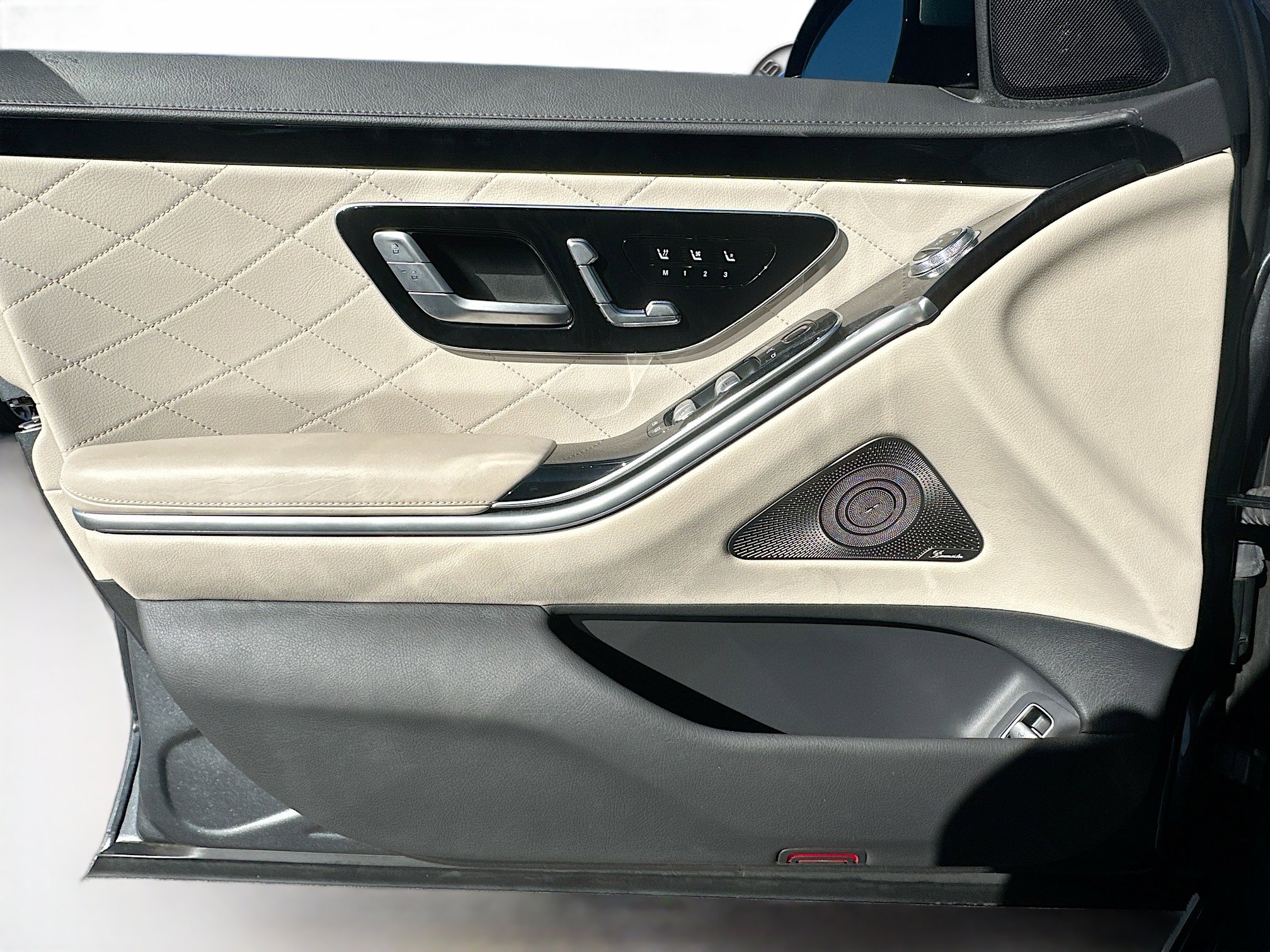 Used 2023 Mercedes-Benz S 580 4MATIC Sedan image 22