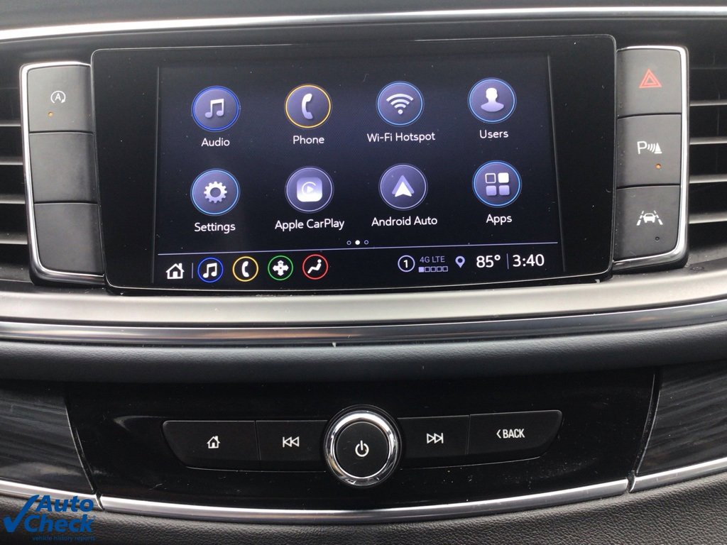 Used 2022 Buick Enclave Essence image 28