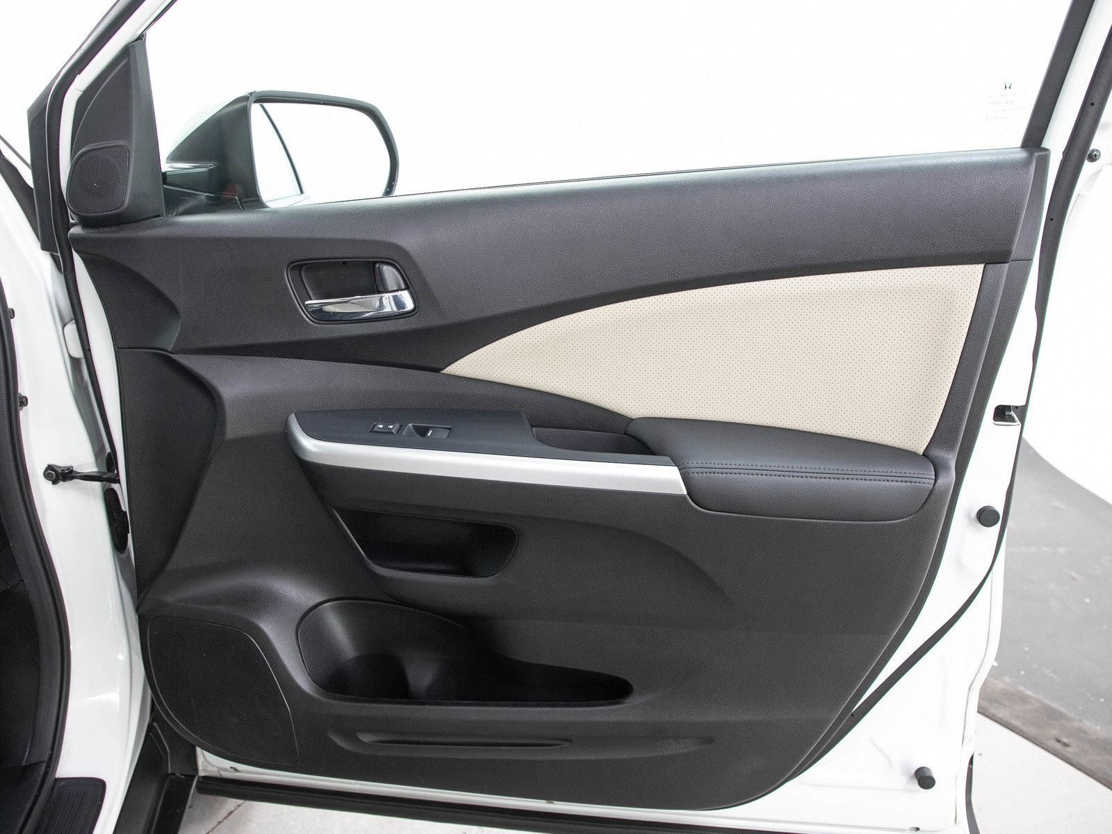 Used 2016 Honda CR-V EX-L image 11