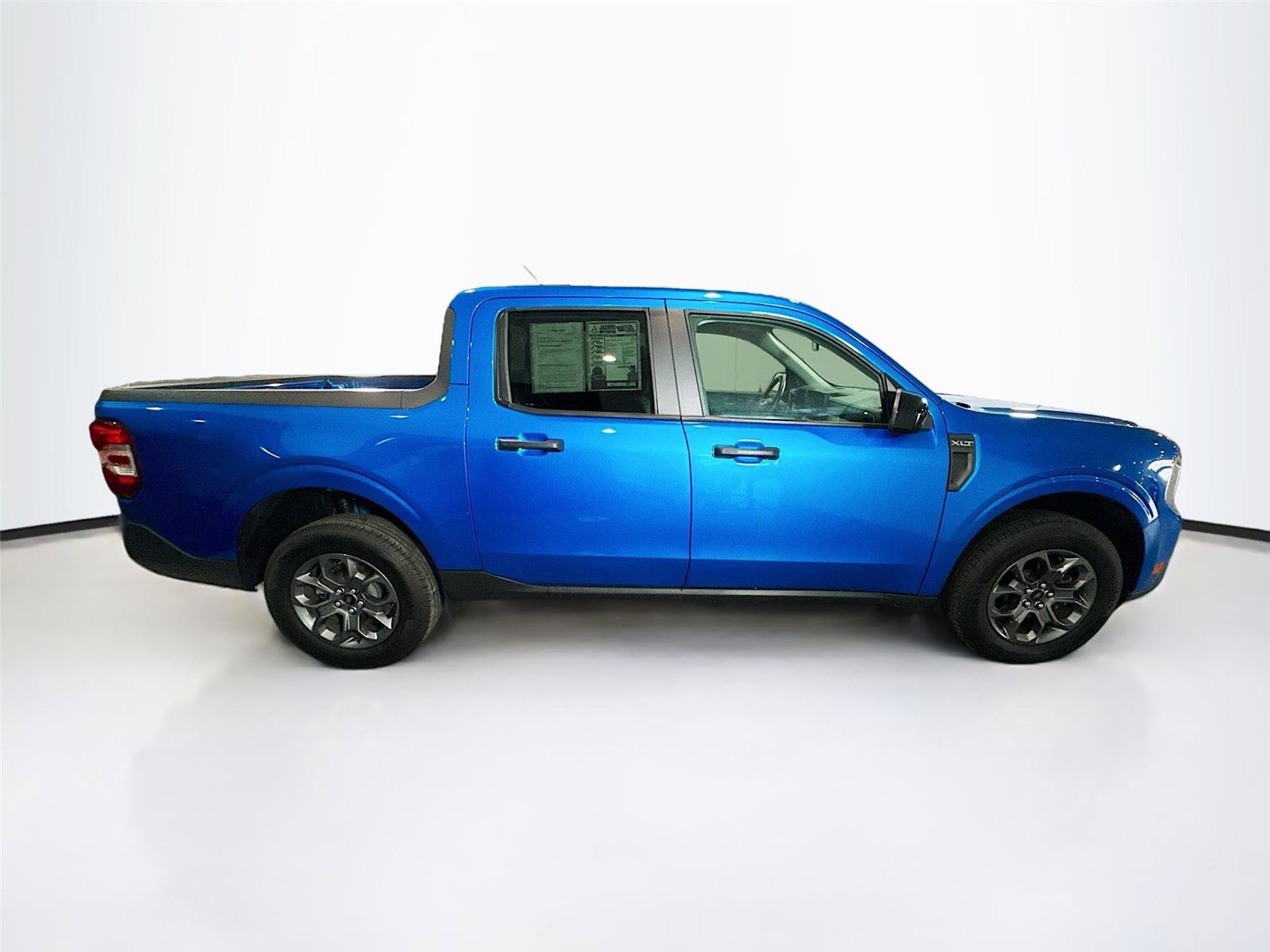 Used 2025 Ford Maverick XLT w/ XLT Luxury Package image 28