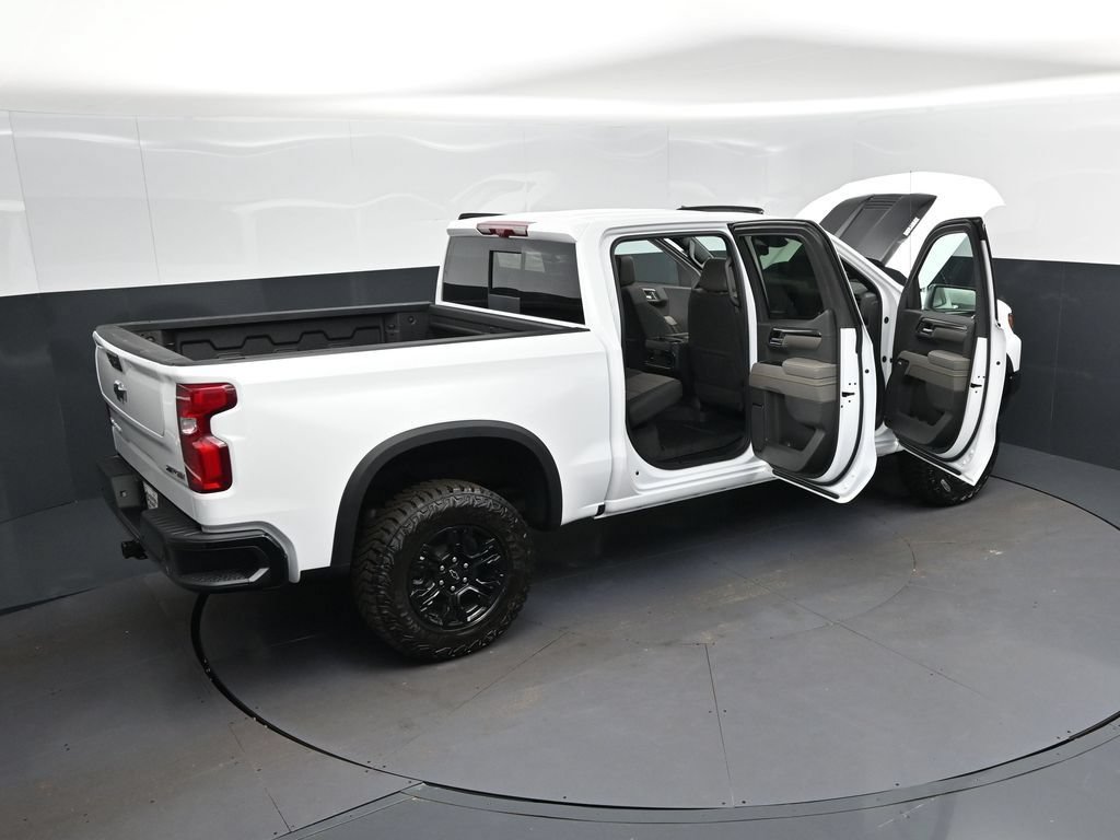 New 2026 Chevrolet Silverado 1500 ZR2 w/ LPO, Dark Essentials Package AWD/4WD image 51