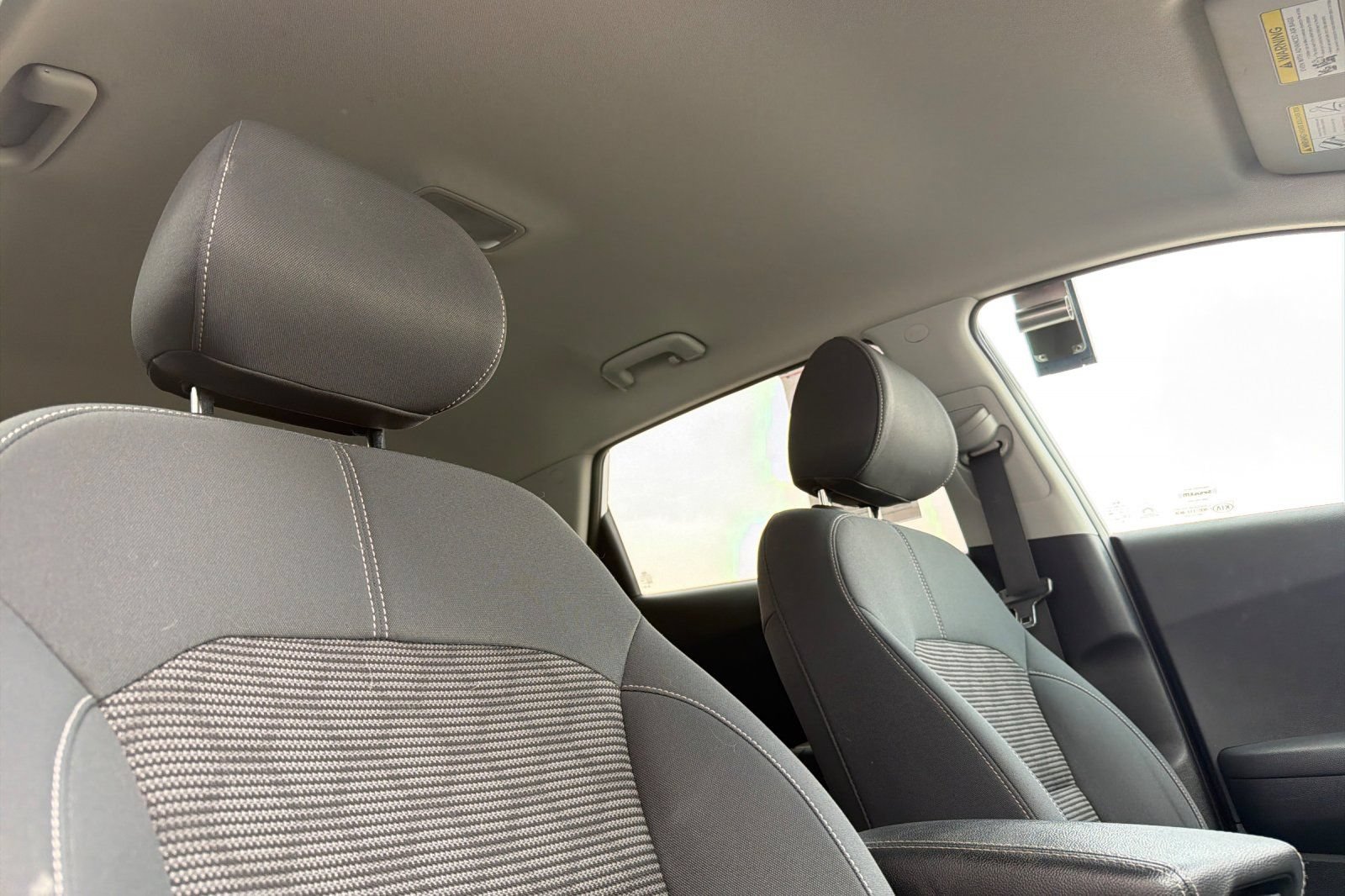 Used 2019 Kia Niro LX FWD image 16