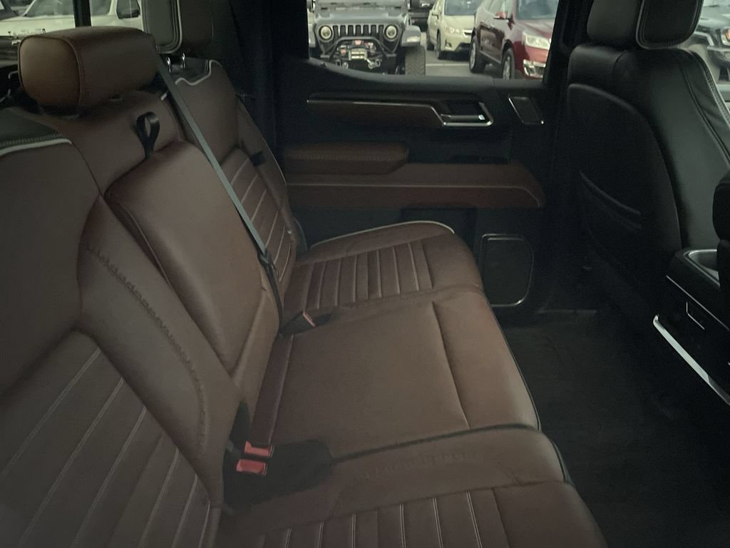 Used 2025 GMC Sierra 1500 Denali Ultimate AWD/4WD image 11