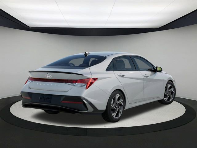 New 2025 Hyundai Elantra Sport image 5