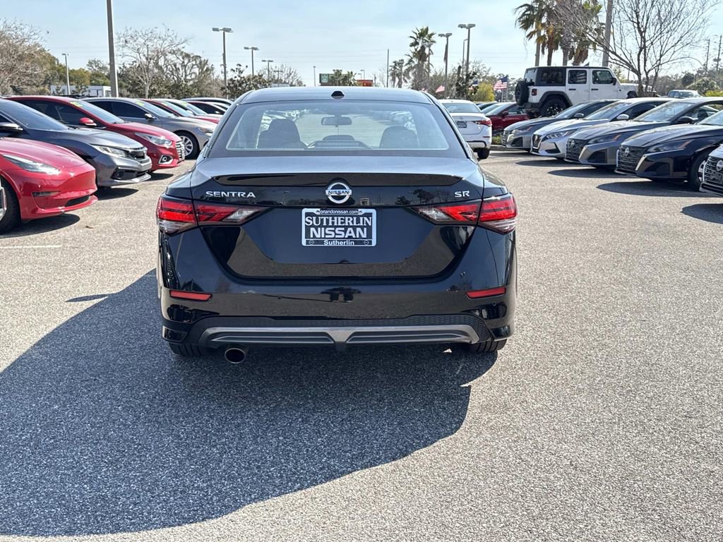 Used 2022 Nissan Sentra SR w/ Trunk Package image 5