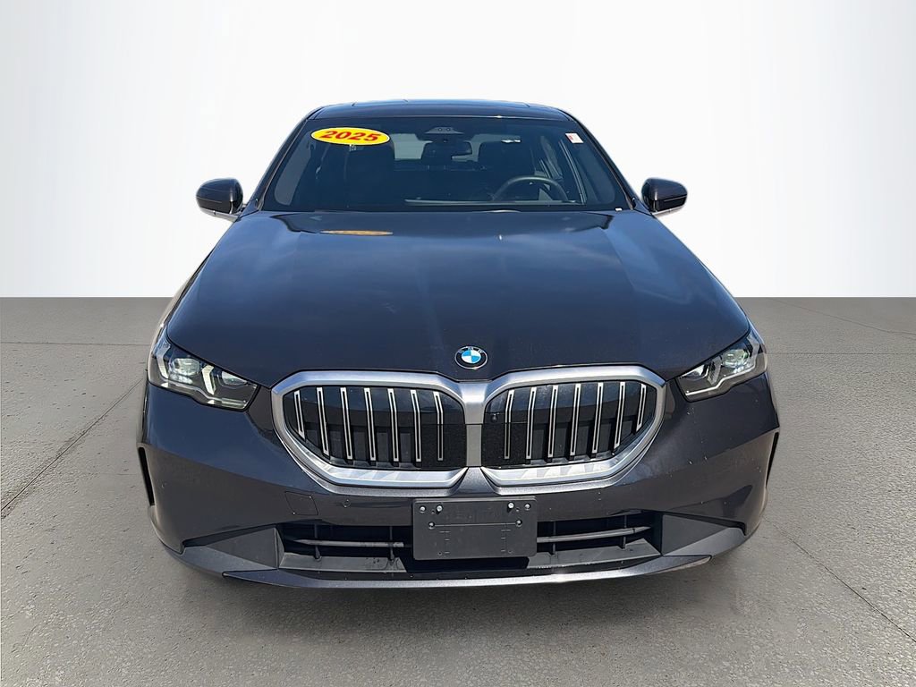 Used 2025 BMW 540i xDrive image 9
