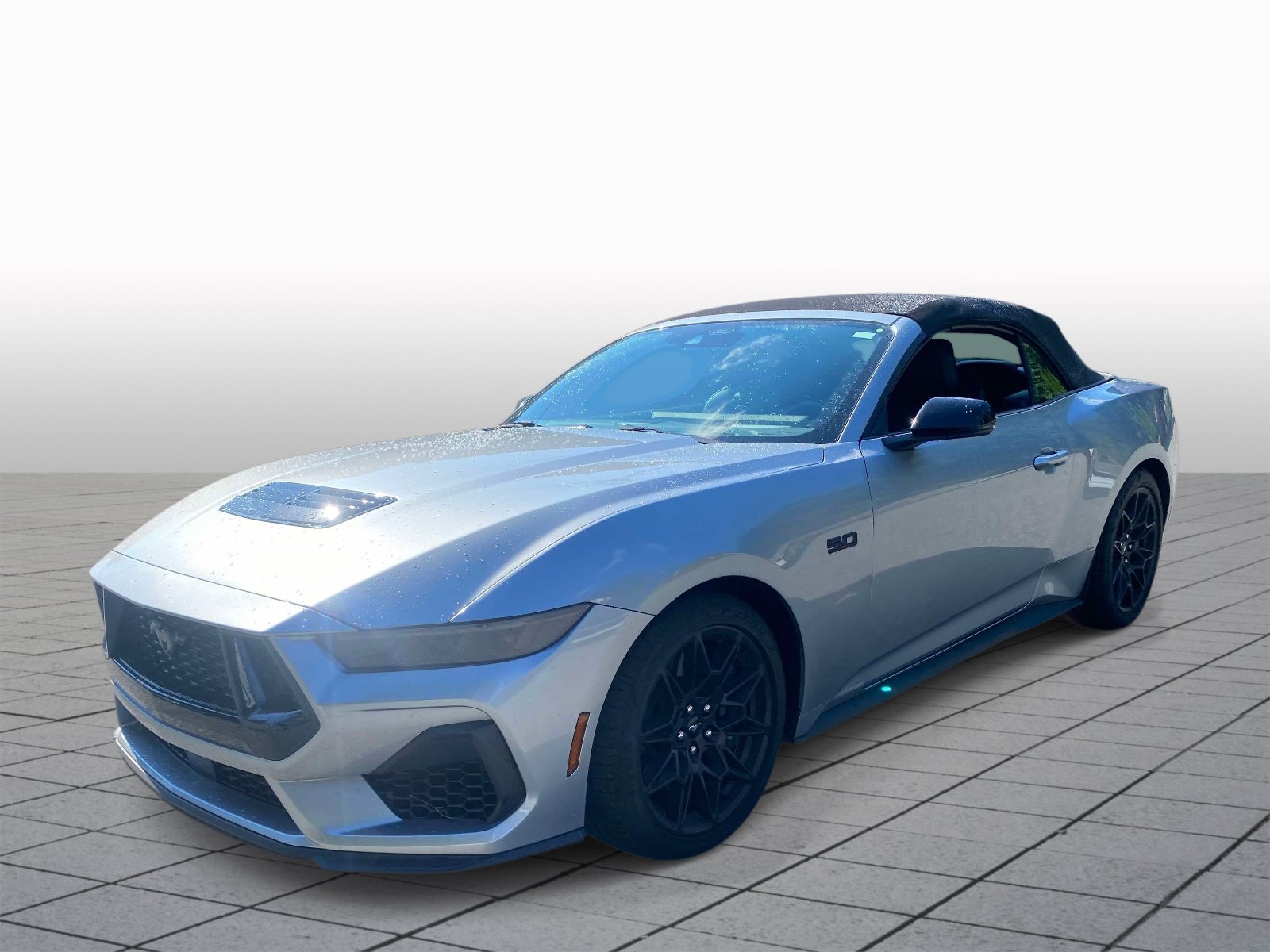 Used 2026 Ford Mustang GT Premium w/ GT Performance Package RWD image 3