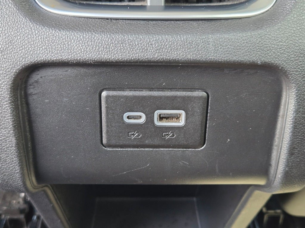 Certified 2025 Chevrolet Blazer LT FWD image 18