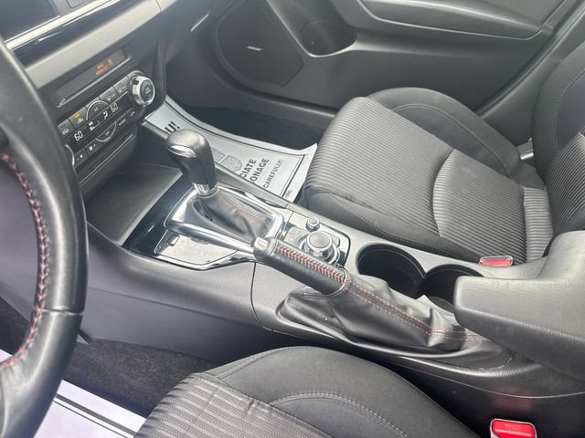 Used 2016 MAZDA MAZDA3 i Touring w/ Popular Equipment Package FWD image 24