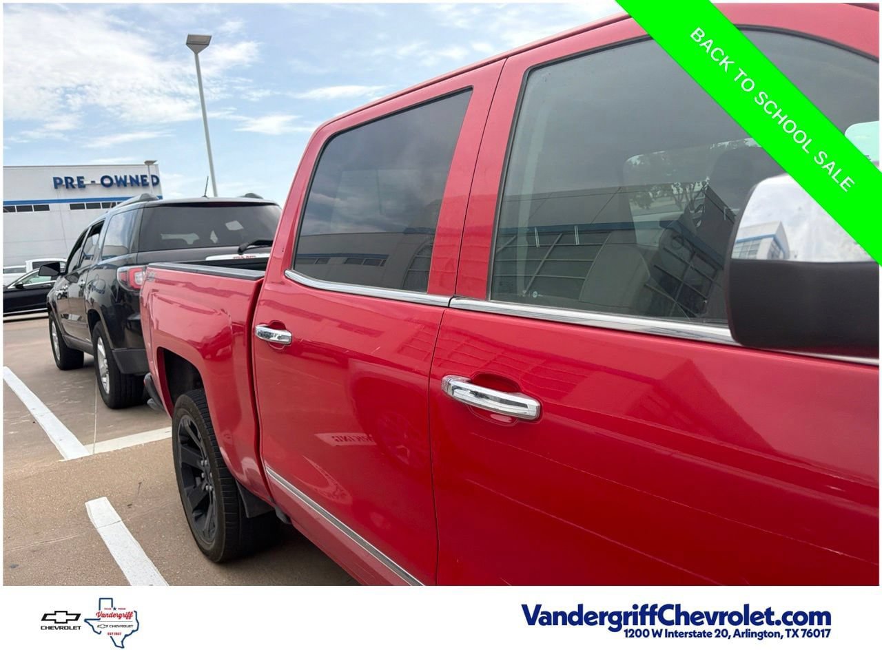 Used 2017 Chevrolet Silverado 1500 LTZ Z71 w/ LTZ Plus Package AWD/4WD image 8