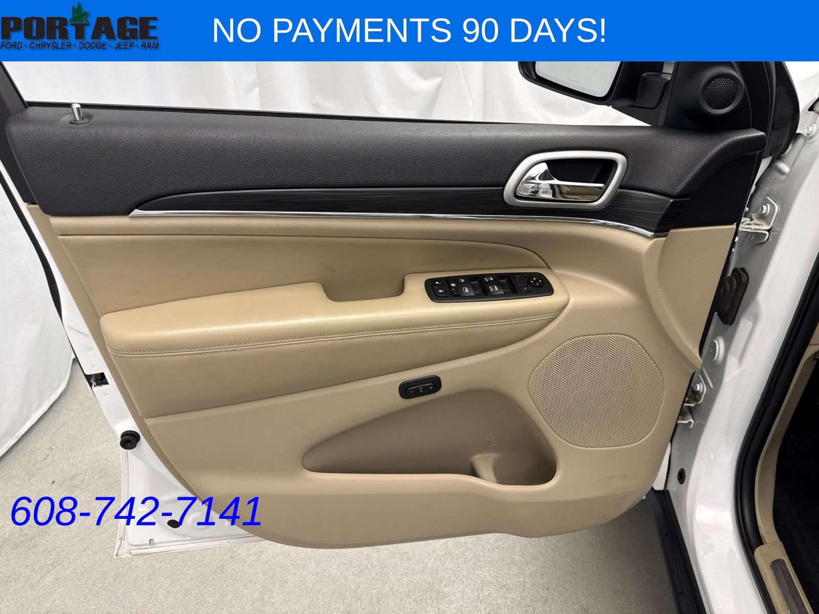 Used 2019 Jeep Grand Cherokee Limited w/ Trailer Tow Group IV AWD/4WD image 12