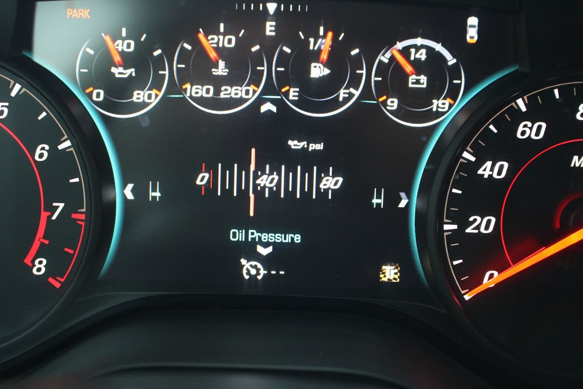 Used 2017 Chevrolet Camaro LT RWD image 25