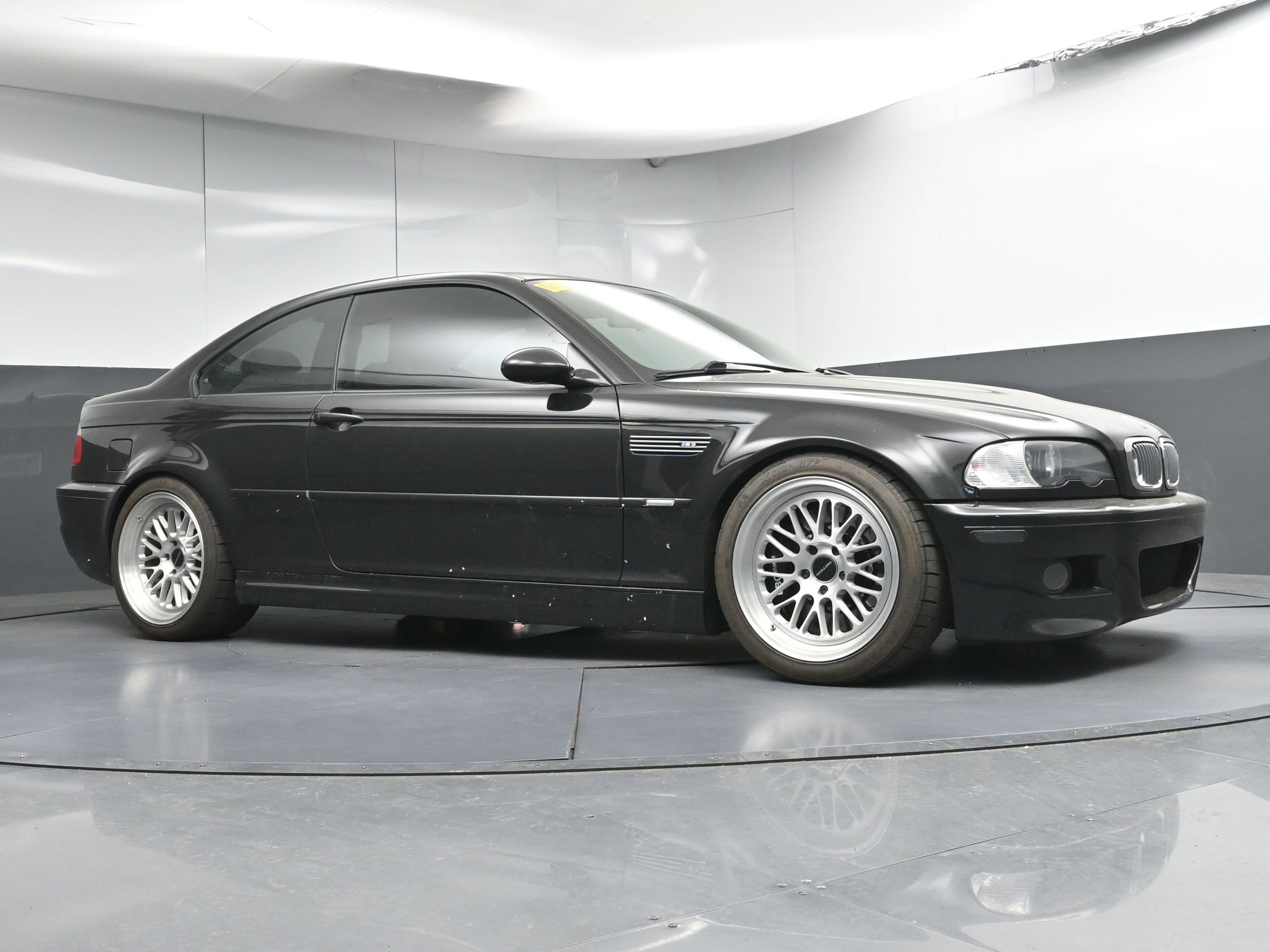 Used 2004 BMW M3 Coupe image 23