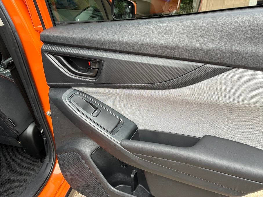 Used 2020 Subaru Crosstrek 2.0i Premium w/ Moonroof Package 2 image 32