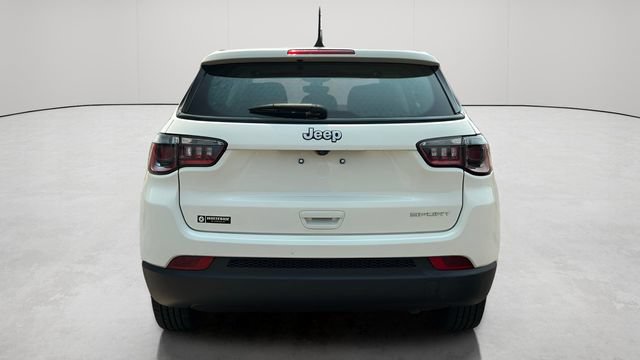 Used 2021 Jeep Compass Sport FWD image 5