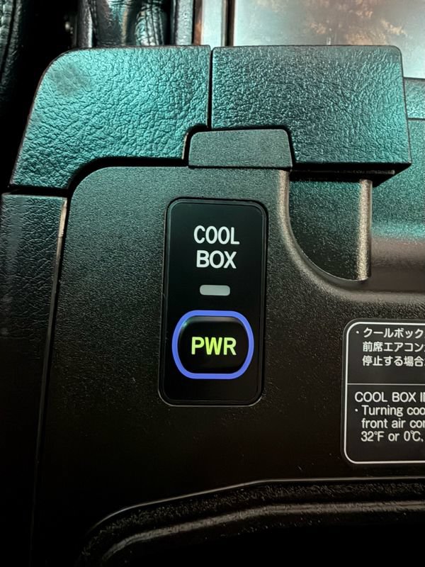 Used 2013 Toyota Land Cruiser AWD/4WD image 16