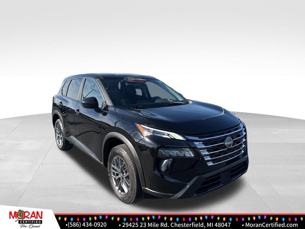 Used 2024 Nissan Rogue S image 7