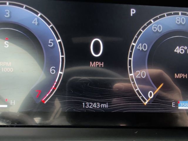 Used 2025 Jeep Grand Cherokee Limited AWD/4WD image 21