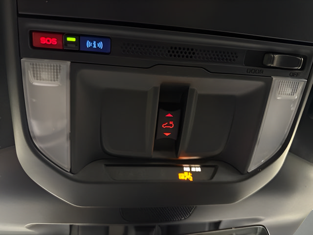 Certified 2025 Subaru Forester Touring AWD/4WD image 27