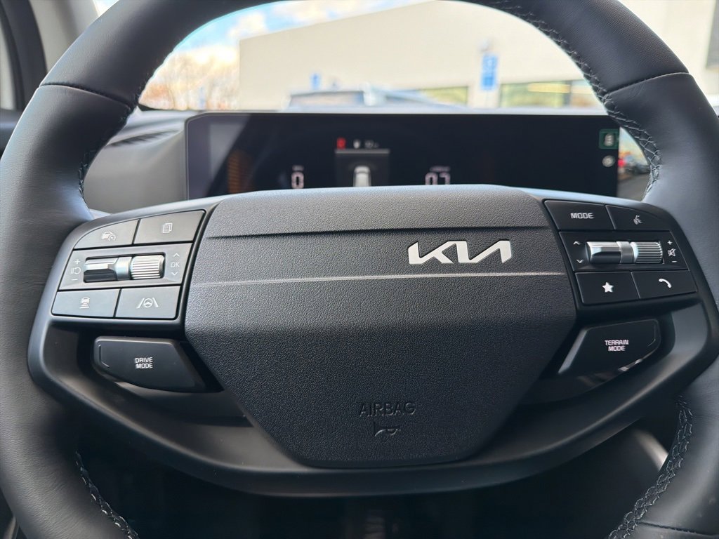 New 2026 Kia Sportage EX image 38