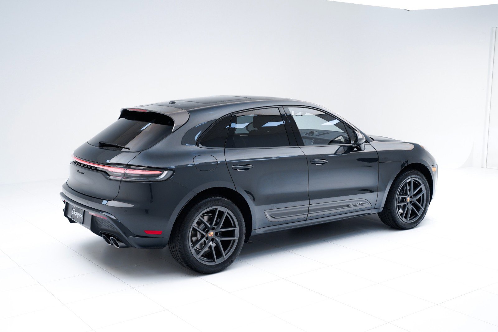 New 2026 Porsche Macan image 9
