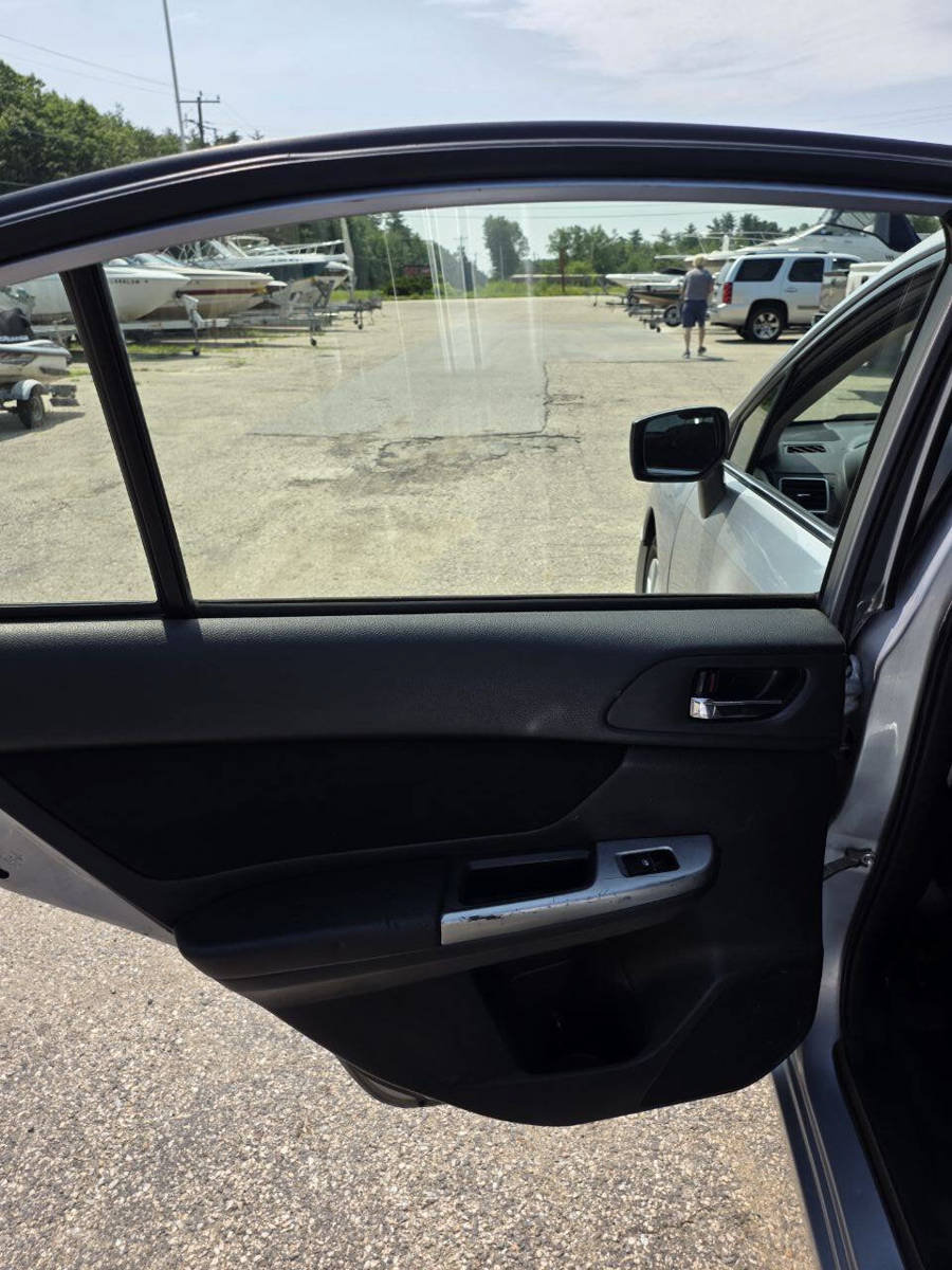 Used 2016 Subaru Impreza 2.0i AWD/4WD image 16