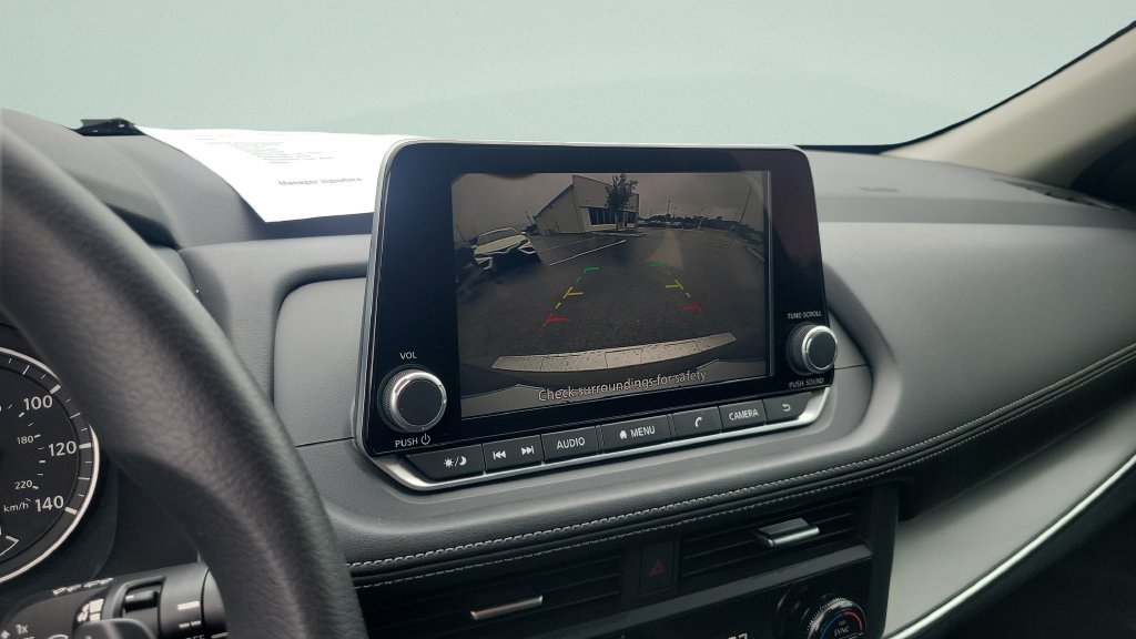 Used 2024 Nissan Rogue SV FWD image 15