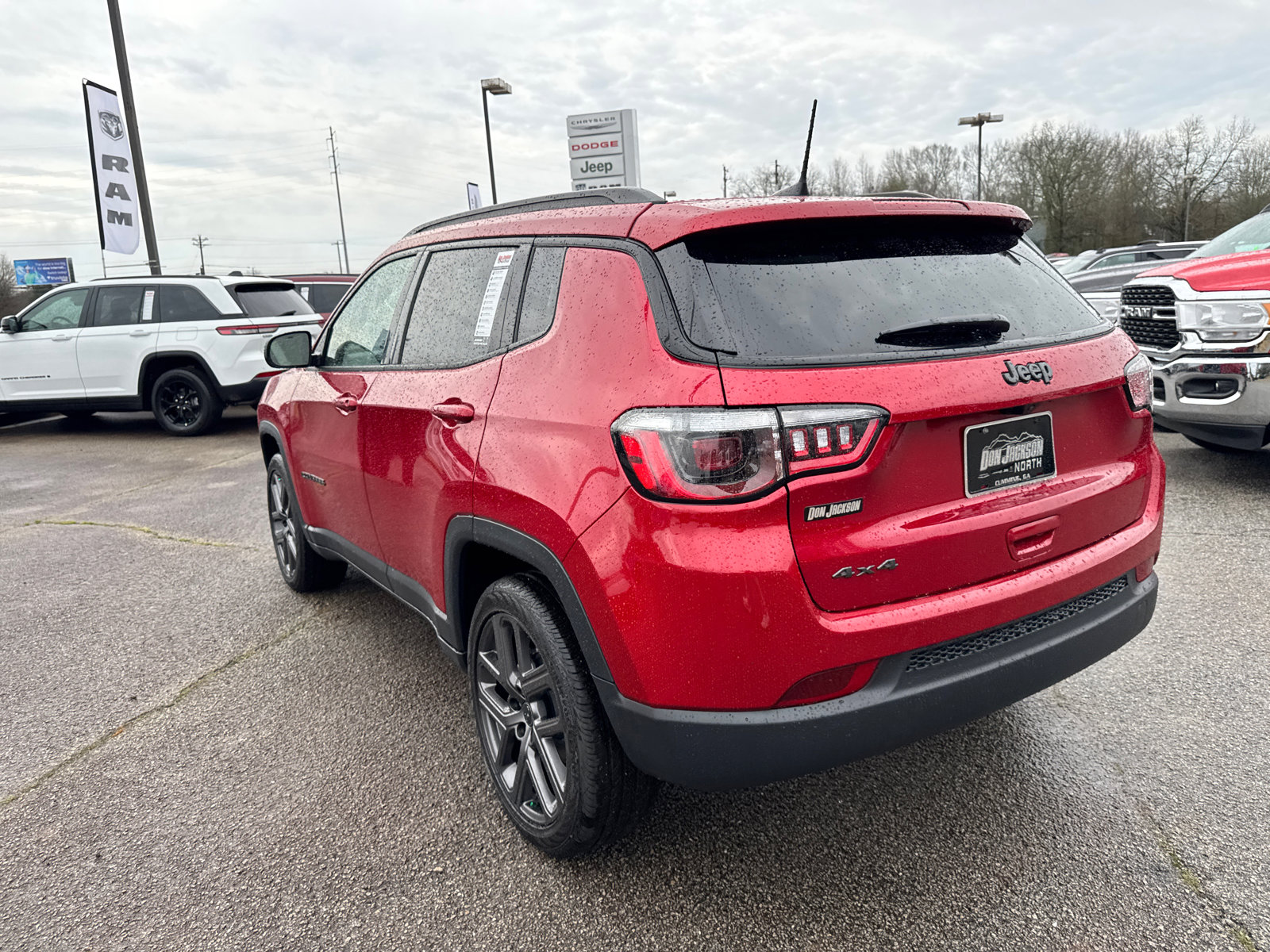 New 2026 Jeep Compass Latitude AWD/4WD image 7