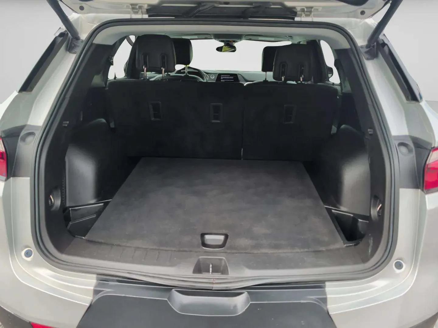 Used 2021 Chevrolet Blazer LT AWD/4WD image 32