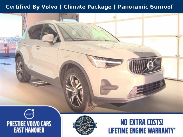 Certified 2025 Volvo XC40 B5 Core