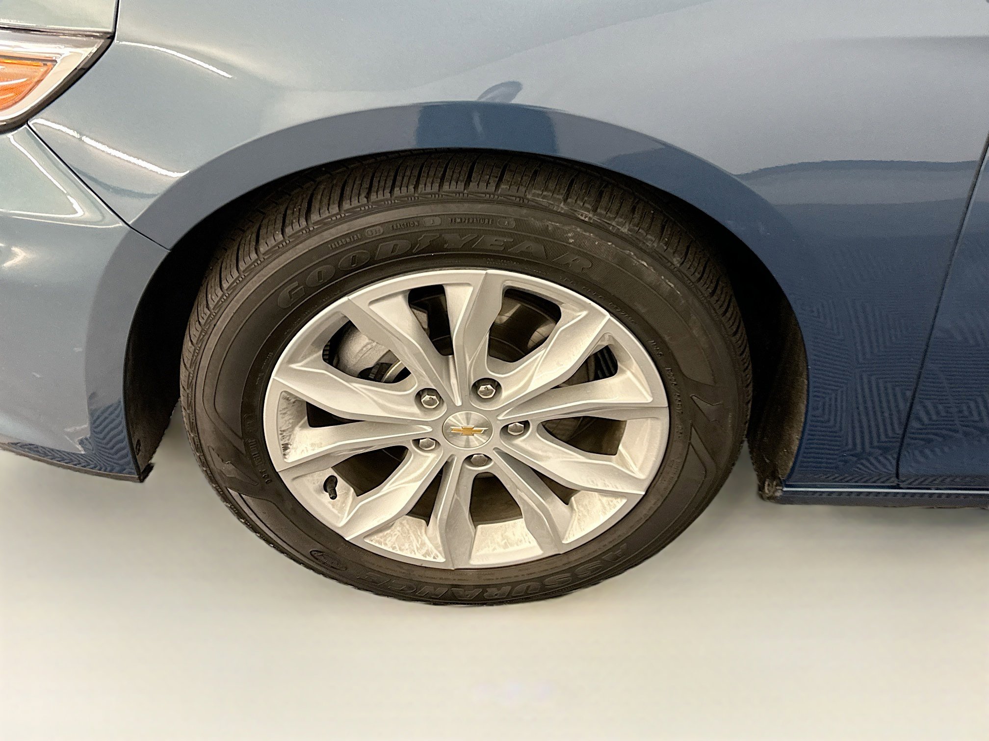 Used 2024 Chevrolet Malibu LT image 11