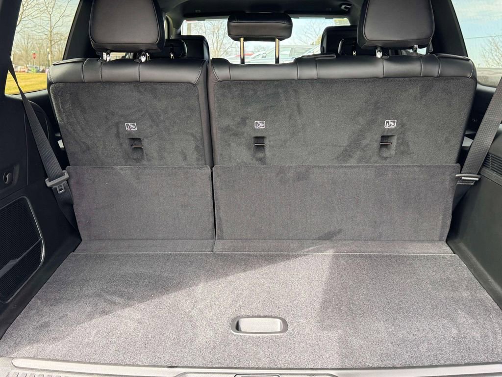 New 2026 Jeep Grand Wagoneer Limited w/ HD Trailer Tow Package image 4