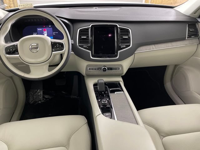Certified 2025 Volvo XC90 T8 Plus w/ Protection Package Premier AWD/4WD image 35