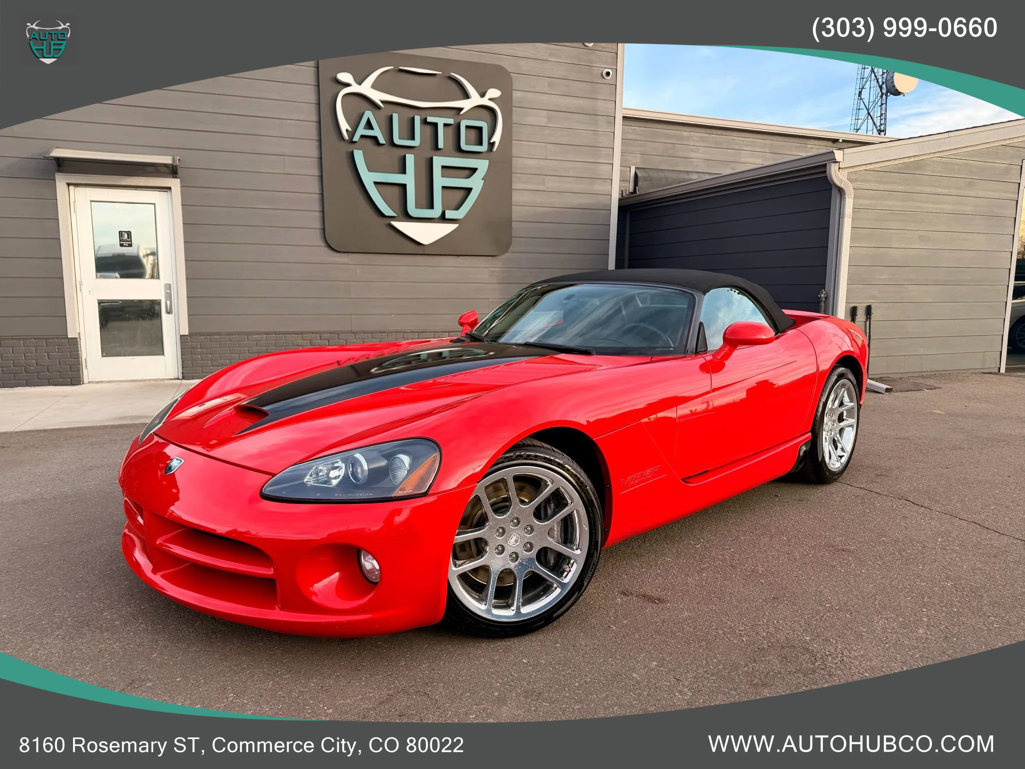 Used 2003 Dodge Viper SRT-10 image 2