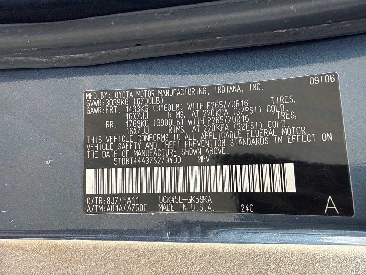Used 2007 Toyota Sequoia SR5 AWD/4WD image 7