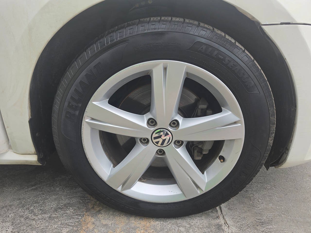 Used 2012 Volkswagen Passat 2.5 SE FWD image 46