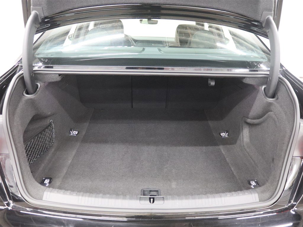 Used 2024 Audi A6 Premium Plus image 14