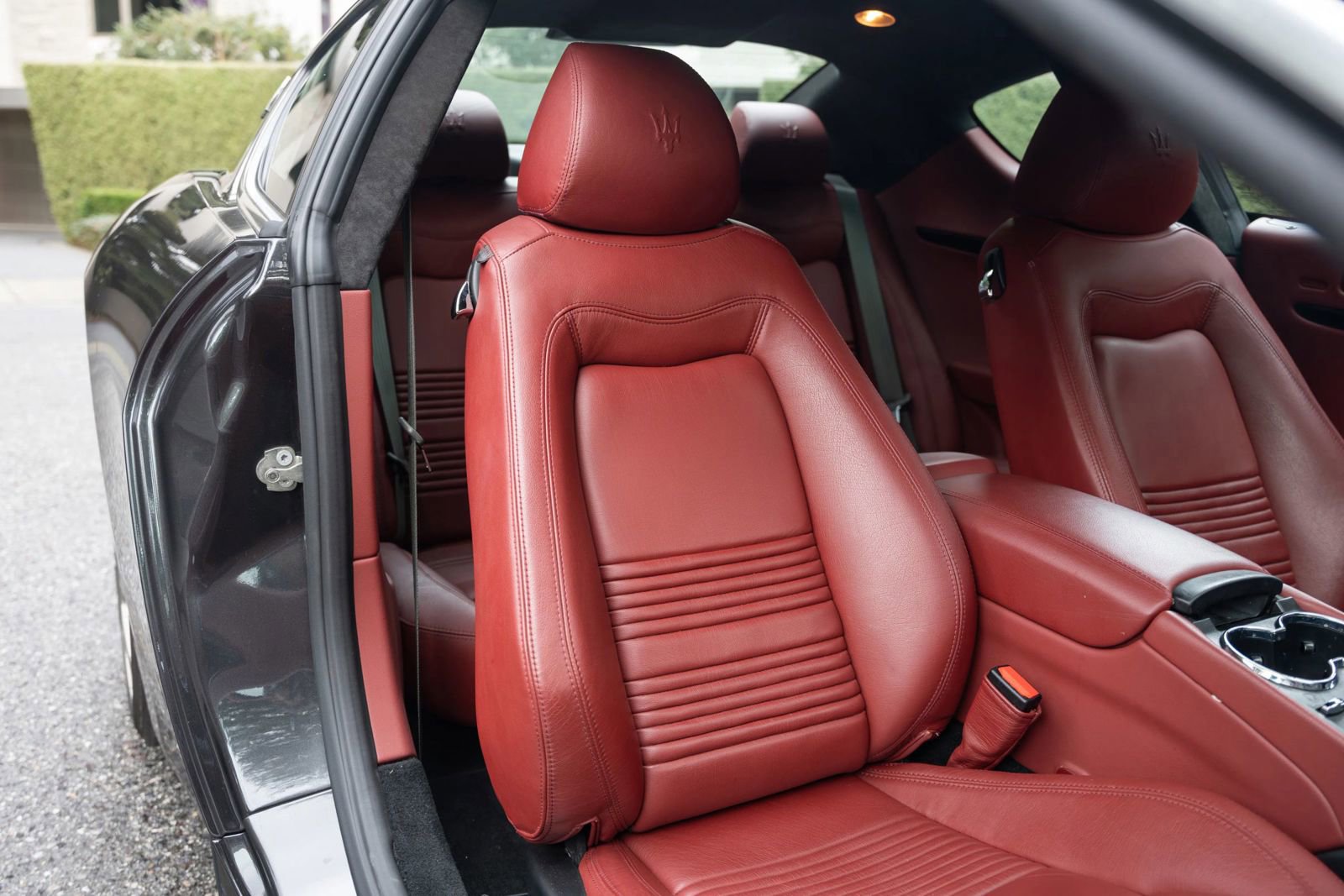 Used 2009 Maserati GranTurismo S image 34