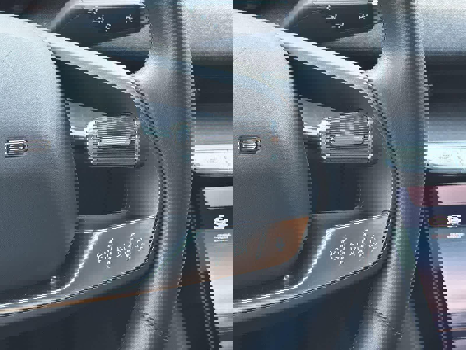 Used 2024 Lucid Air Pure image 13