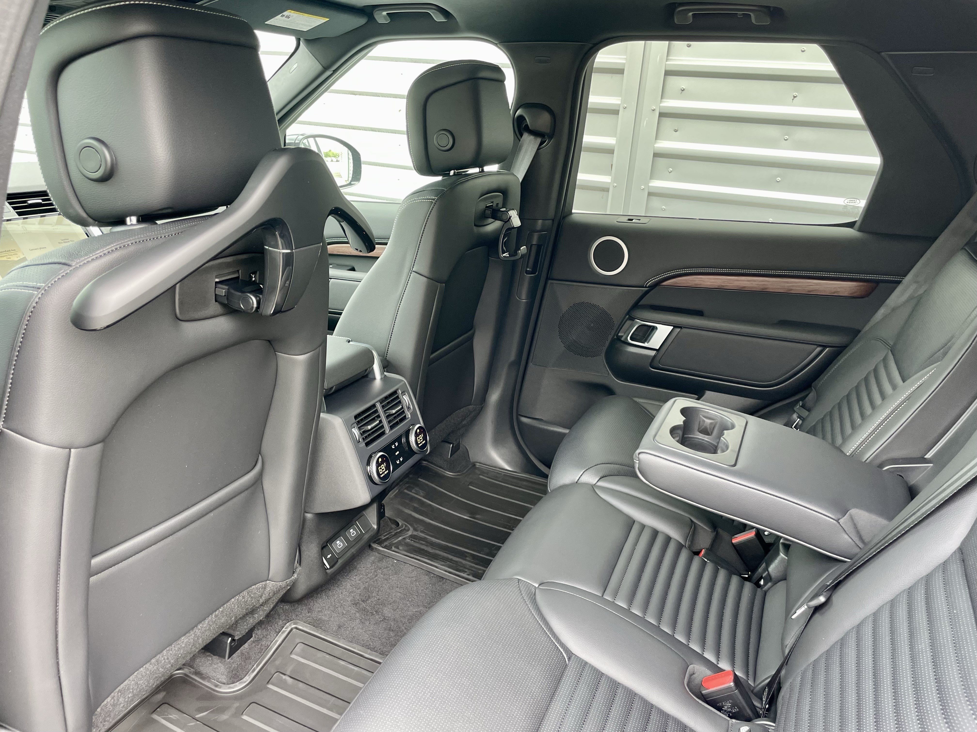 New 2026 Land Rover Discovery Dynamic SE AWD/4WD image 30