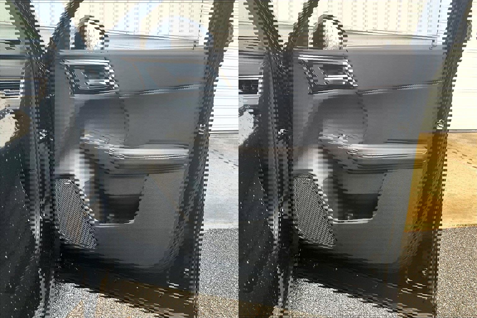 Used 2025 Mitsubishi Outlander SE image 28