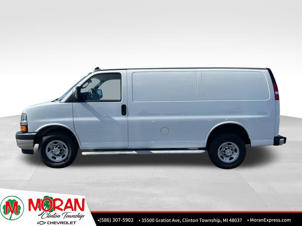 Used 2024 Chevrolet Express 2500 w/ Driver Convenience Package image 3