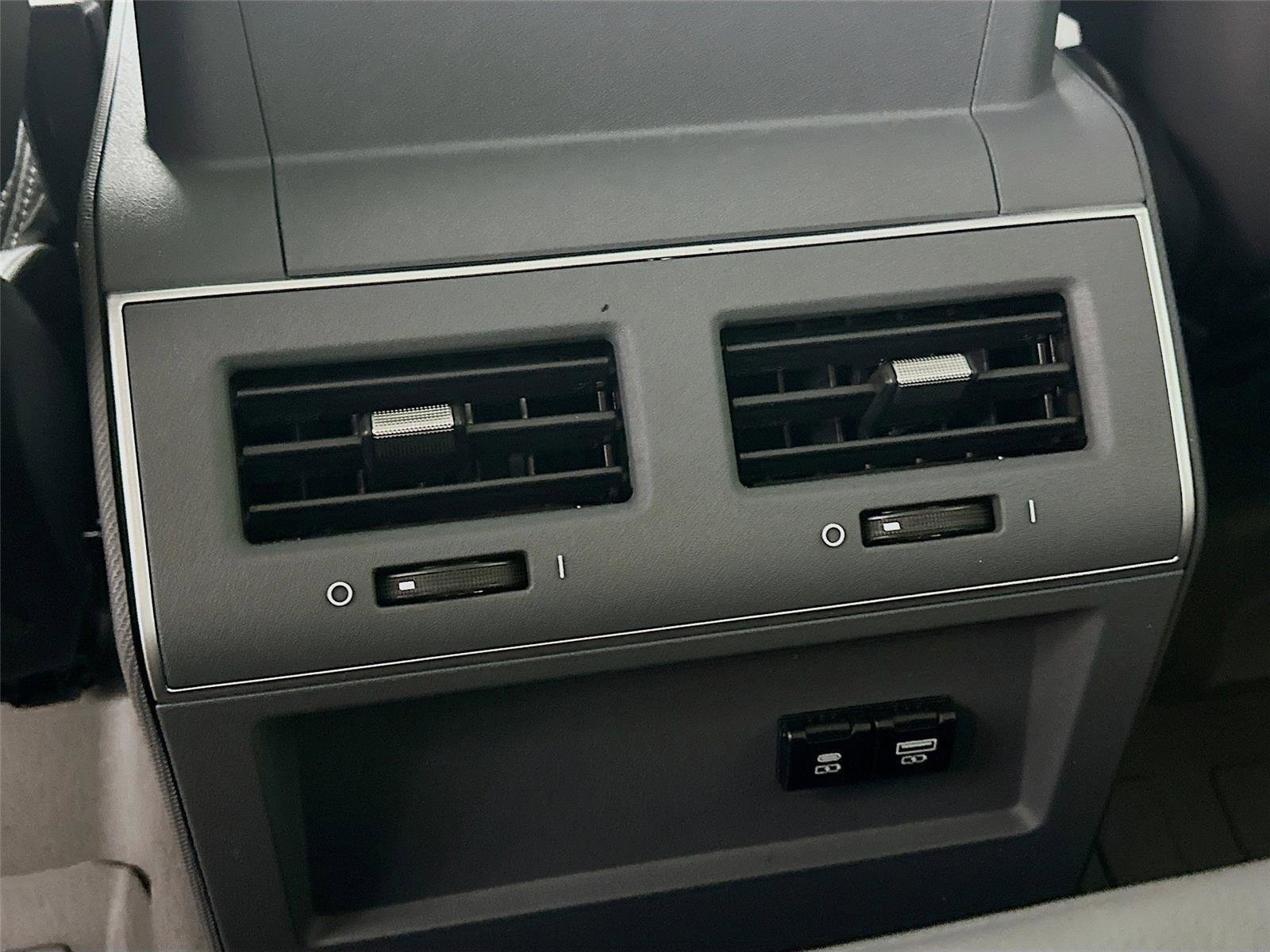 New 2025 INEOS Grenadier Fieldmaster Edition image 37