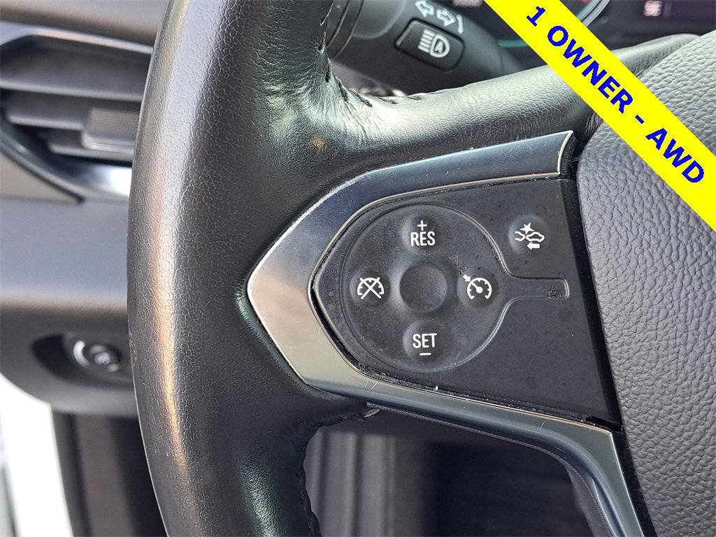 Used 2022 Chevrolet Traverse LT image 10