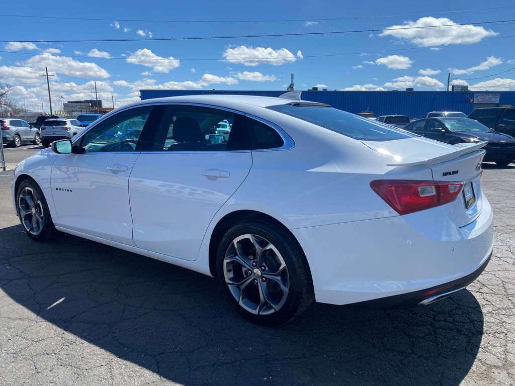 Used 2022 Chevrolet Malibu RS FWD image 5