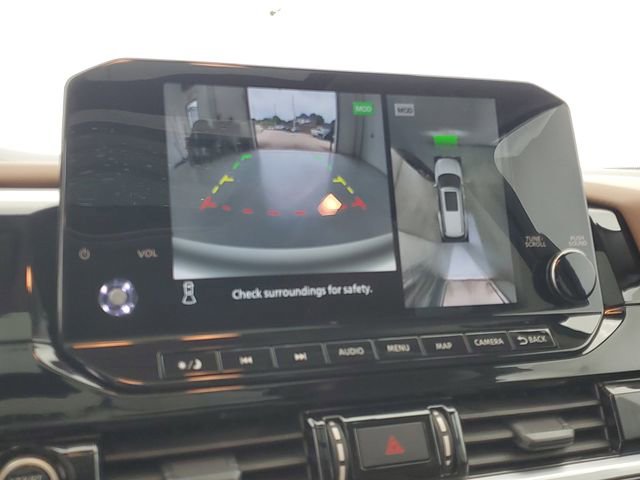 Used 2023 Nissan Pathfinder Platinum AWD/4WD image 29