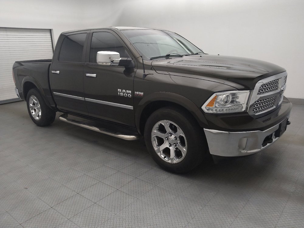 Used 2014 RAM 1500 Laramie RWD image 11